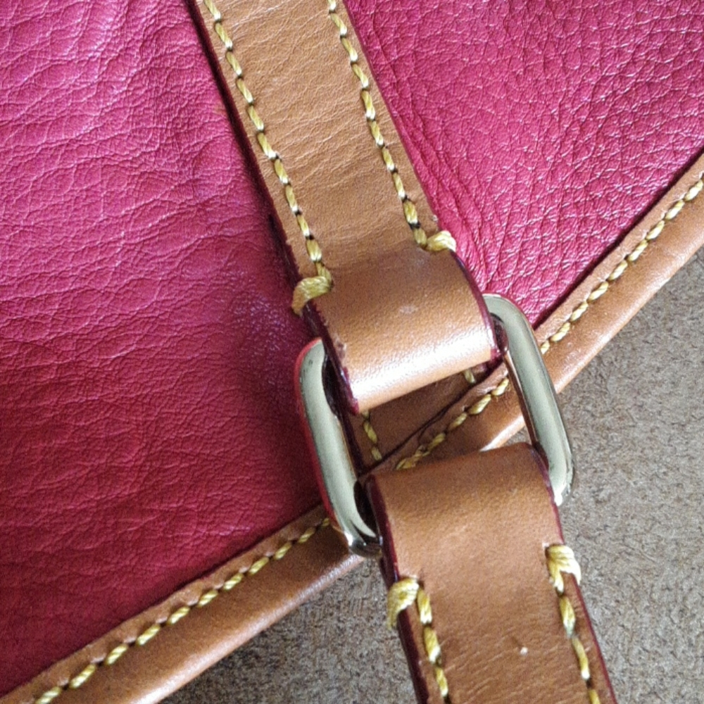 Dooney and Bourke Vintage XL Leather Tote, EUC - Picture 9 of 16